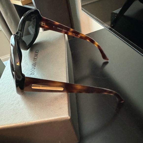 New, never worn; all packaging included. Authentic Giorgio Armani. - Picture 5 of 8